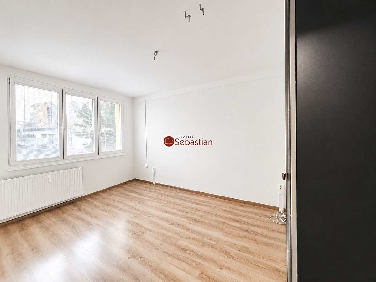 Pronájem bytu 1+1 27 m²